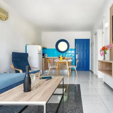 One Bedroom Garden View, Pool,near The Beach, Puerto Del Carmen 아파트 푸에르토 델 카르멘