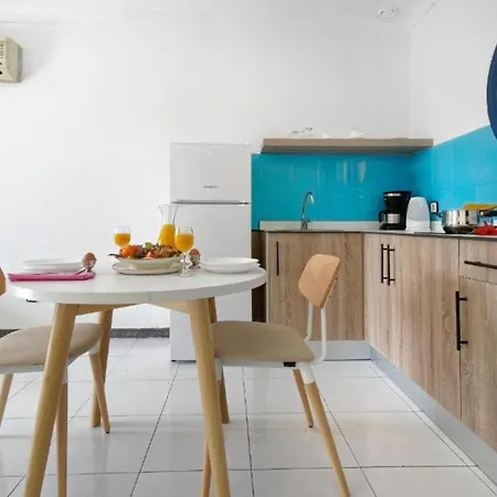 One Bedroom Garden View, Pool,near The Beach, Puerto Del Carmen 푸에르토 델 카르멘