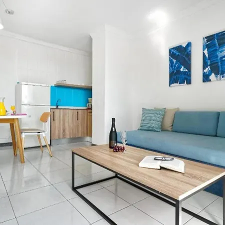 One Bedroom Garden View, Pool,near The Beach, Puerto Del Carmen 푸에르토 델 카르멘