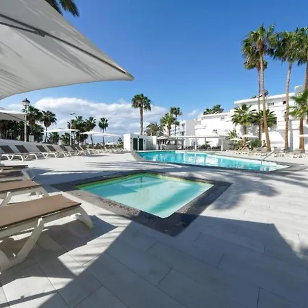 아파트 One Bedroom Garden View, Pool,near The Beach, Puerto Del Carmen *